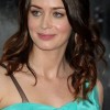 Emily Blunt hair-makeupo Gullivers Travels LA Premiere