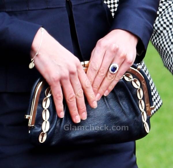 prince william kate middleton engagement ring. Kate Middleton engagement ring