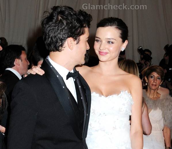 miranda kerr and orlando bloom beach. orlando bloom miranda kerr.