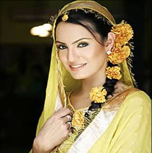 Indian bridal hairstyles flowers