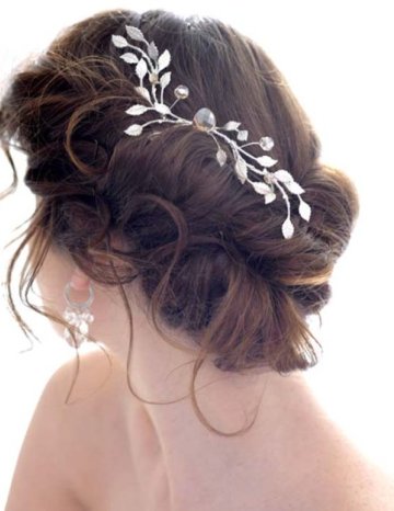 Wedding Accessories  Hair on Hair Accessories Are Quite Popular To Be Worn With Your Wedding Dress