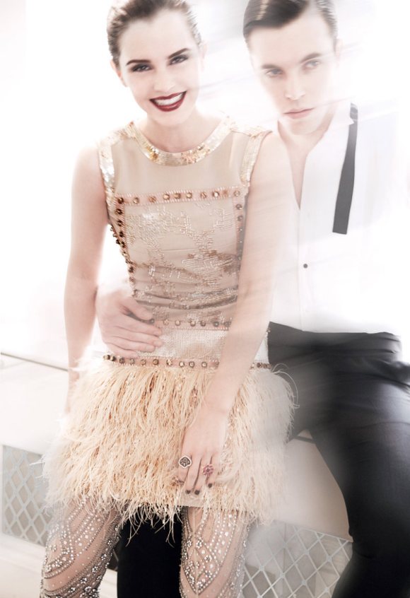 emma watson vogue cover usa. Emma Watson Vogue US July 2011