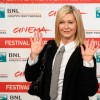 Olivia-Newton-John-Androgynous-Look-A-Few-Best-Men-Photocall