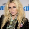 Kesha hairstyle at Jingle Ball 2012
