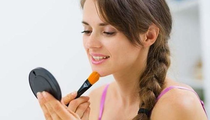 How to Apply Base Makeup