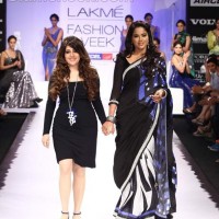 Sameera Reddy for Archana Kochhar Collection at Lakme Fashion Week Winter-Festive 2012