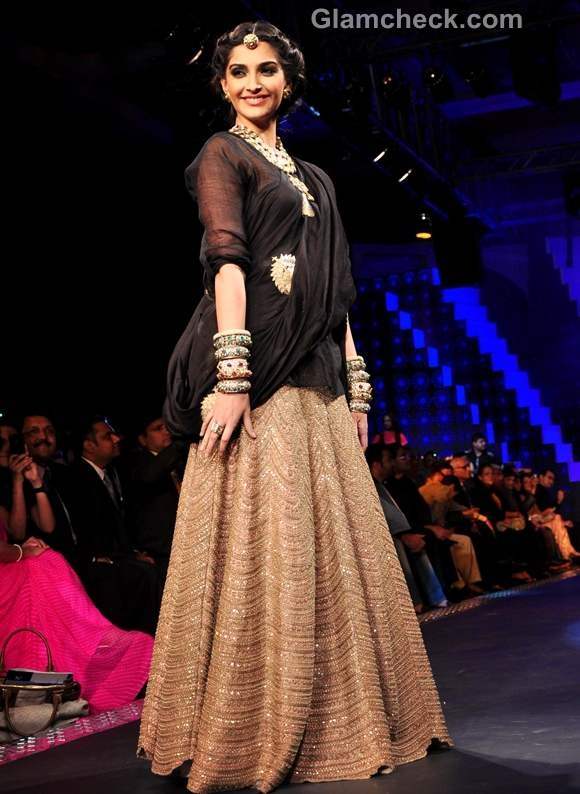 Sonam Kapoor 2012 iijw