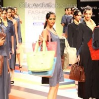 VEEV Second Skin Collection Bags LFW Winter-Festive 2012