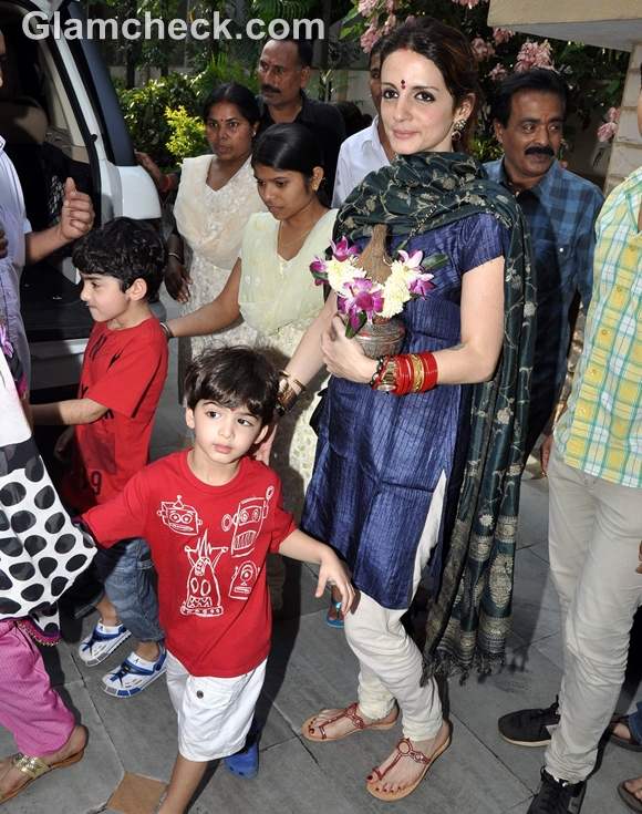 Bollywood Celebs Ganpati Visarjan 2012-5