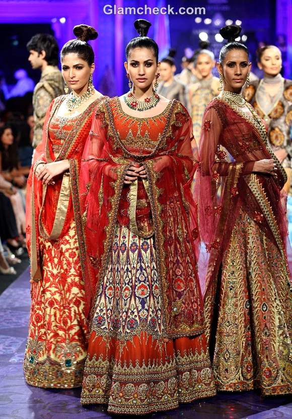 JJ Valaya grand finale aamby valley india bridal fashion week 2012