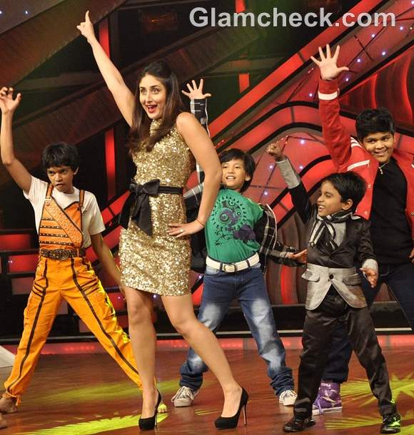 Kareena Kapoor Promotes Heroine on Dance ke Superkids