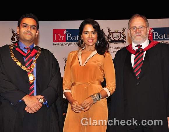 Sameera Reddy at dr-batra book launch