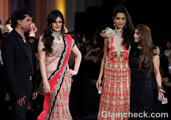 Zarine Khan sarah jane at India Bridal Fashion Week 2012