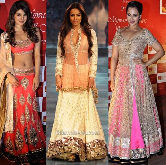 bollywood actress ramp manish malhotra show