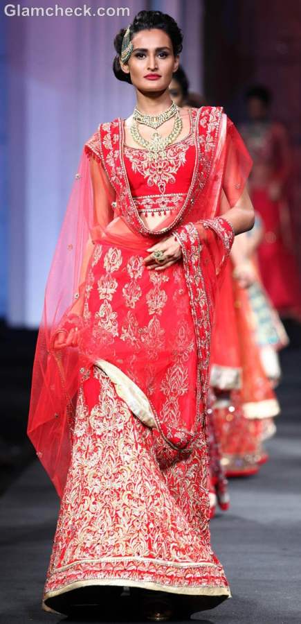 jyotsna Tiwari Aamby Valley India Bridal Fashion Week 2012-4