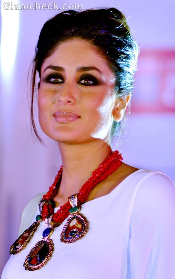 kareena kapoor hairstyle makeup