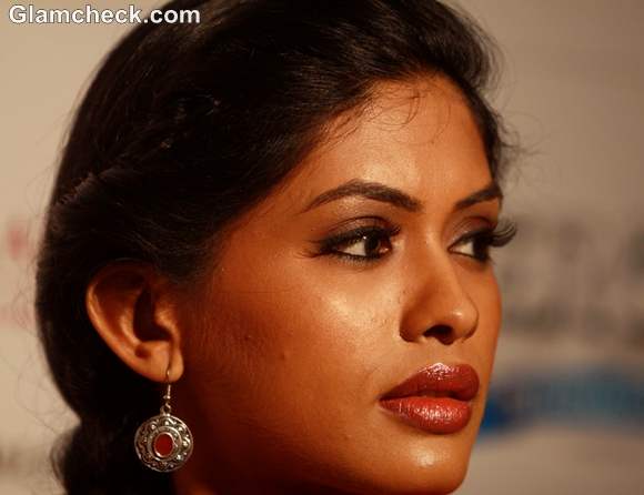 Anjali Patil Chakravyuh 2012 movie