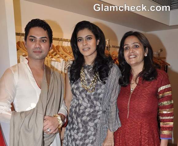 Kajol Rubs Shoulders with Nepalese Royals at Fiza