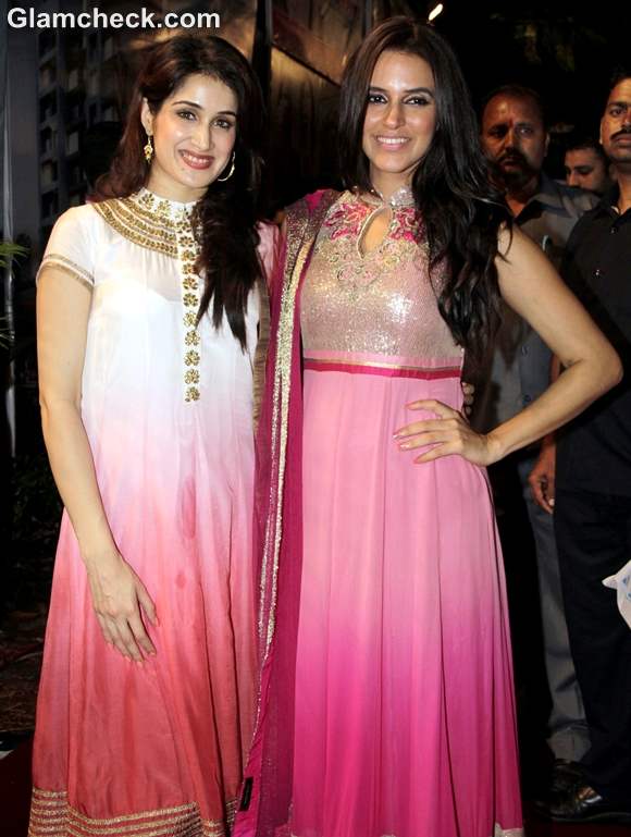 Neha Dhupia Sagarika Ghatge Navratri Utsav Promote Movie Rush