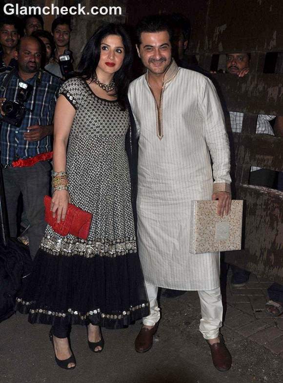 Sanjay Kapoor with wife Maheep Sandhu saif kareena sangeet ceremony
