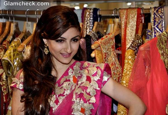 Soha Ali Khan for HUE