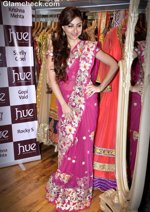 Soha Ali Khan sari HUE