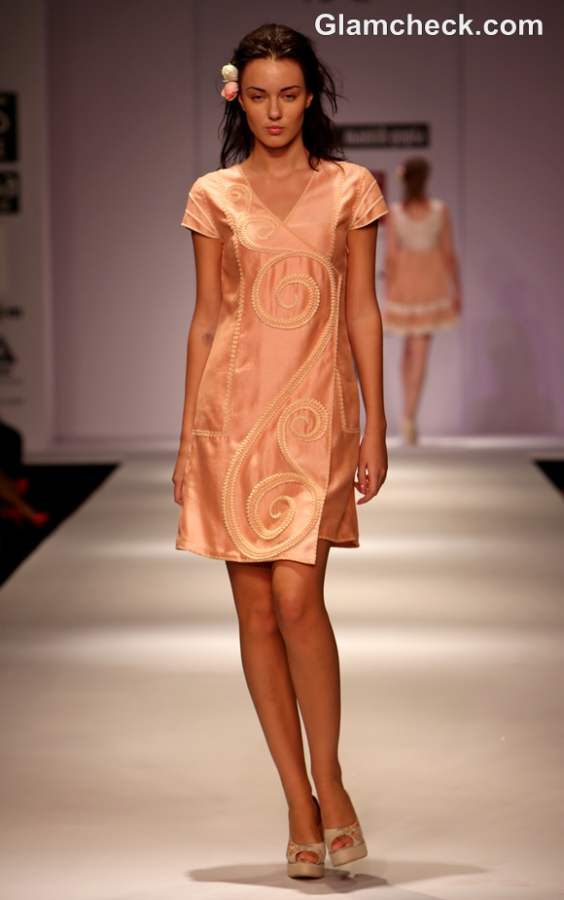 WIFW S-S 2013 Manish Gupta Primrose show