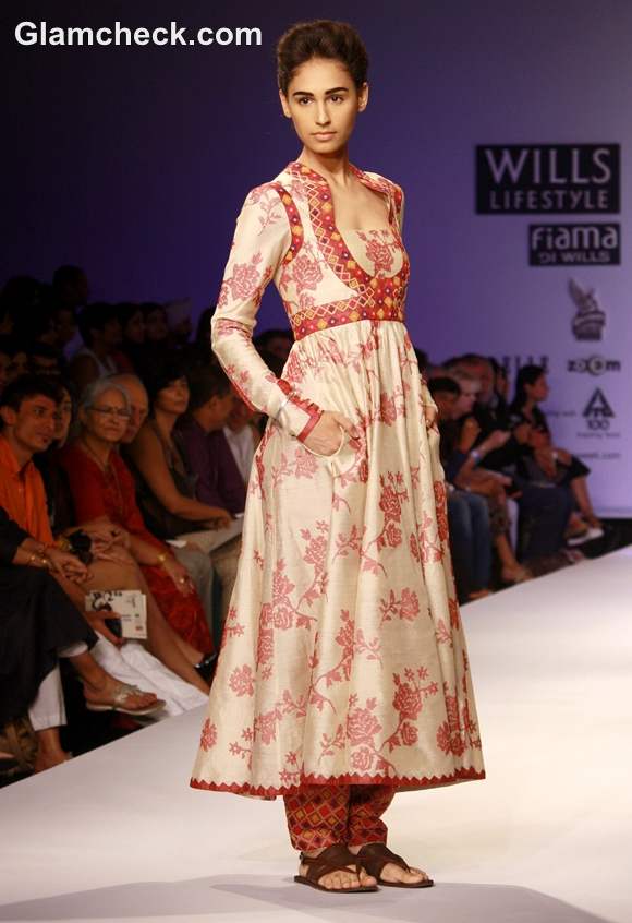 WIFW S-S 2013 payal pratap-2