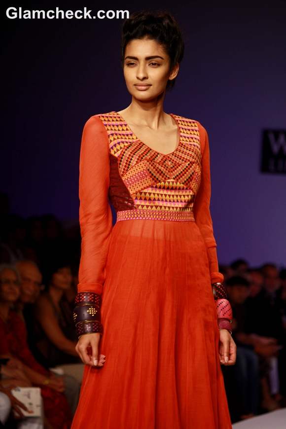 WIFW S-S 2013 payal pratap-3