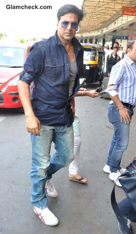 Airport Style-Akshay Kumar