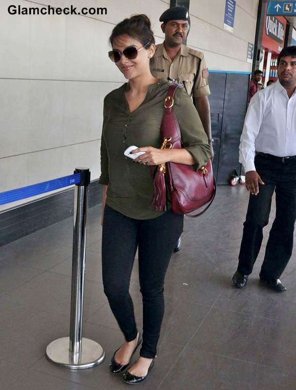 Airport Style-asin-khiladi 786