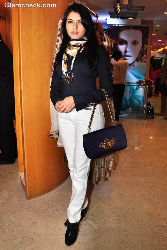 Bhagyashree Ritu Beri New Festive Collection Kimaya Store Mumbai launch