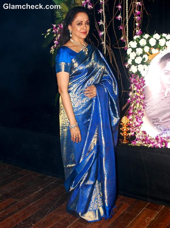 Hema Malini saree Inaugurates 3rd Annual Jaya Smriti