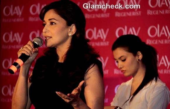 Madhuri Dixit Olay Regenerist Press Meet