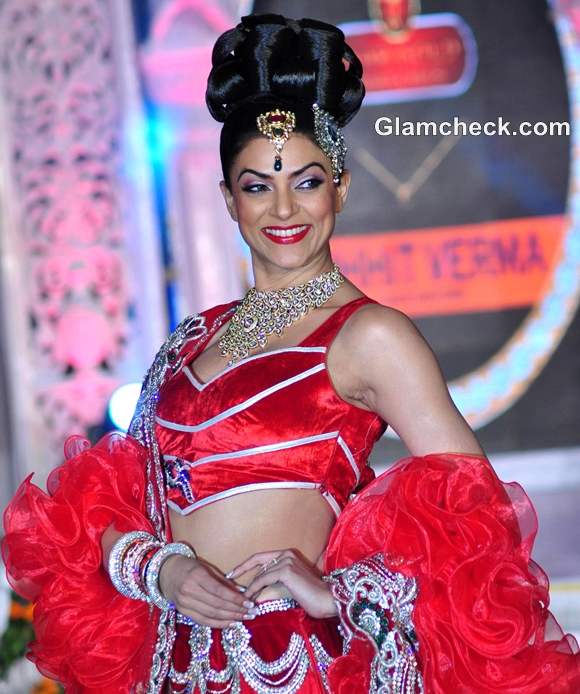 Sushmita Sen bridal for Rohit Verma at the Fashion Extravaganza IGNITE