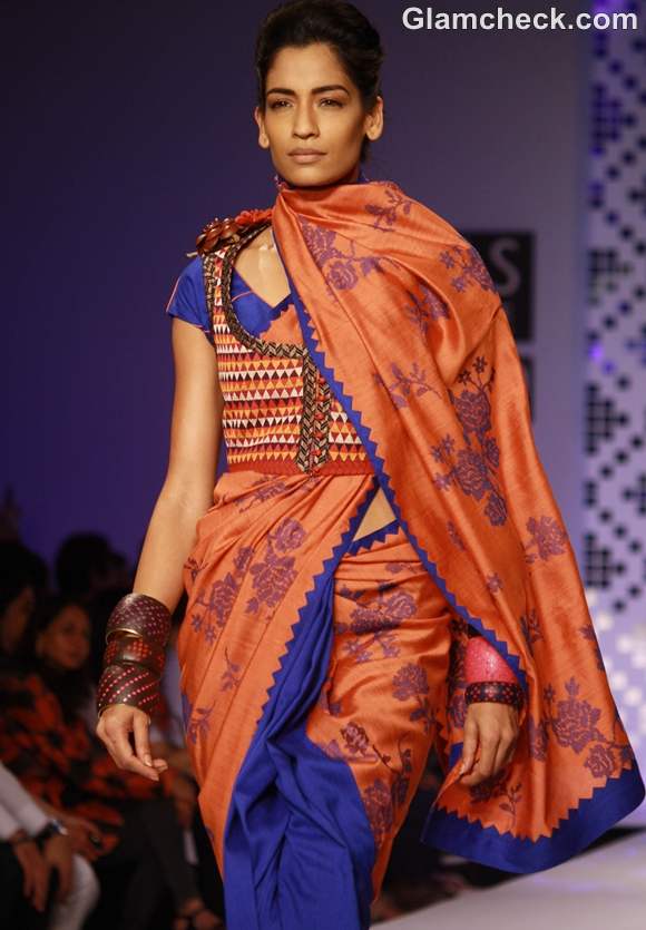 wearing jackets with printed sari