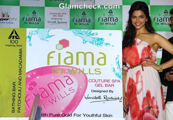 Deepika padukone Fiama Di Wills Couture Spa Range Launch