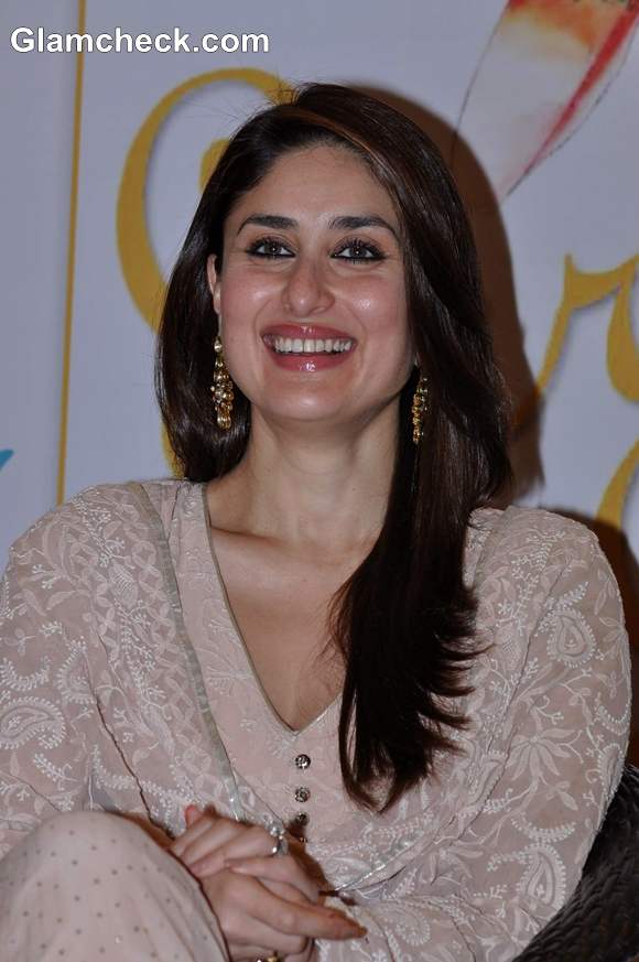 Kareena kapoor smile