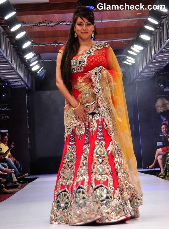 Mahima Choudhary Graced The Ramp For Designer Mohit Falod