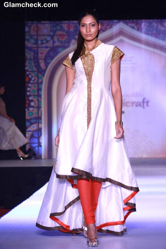 Ministry of Textile Fashion Show Held in New Delhi — Indian Fashion