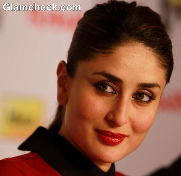 Red Makeup Look For Christmas inspired by Kareena Kapoor