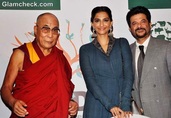 Sonam Kapoor anil kapoor meet Dalai Lama