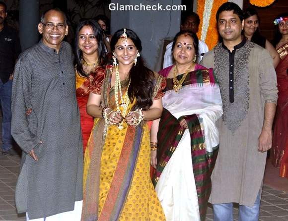 vidya balan mehndi ceremony with family pictures