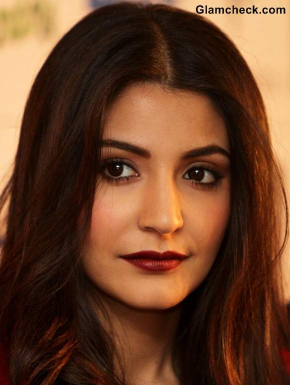 DIY: Anushka Sharma's Charismatic Winter Makeup Look