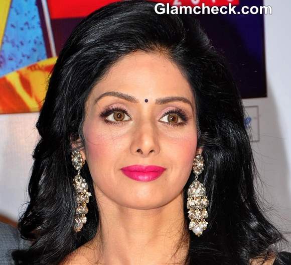 DIY makeup Sridevi pink lips