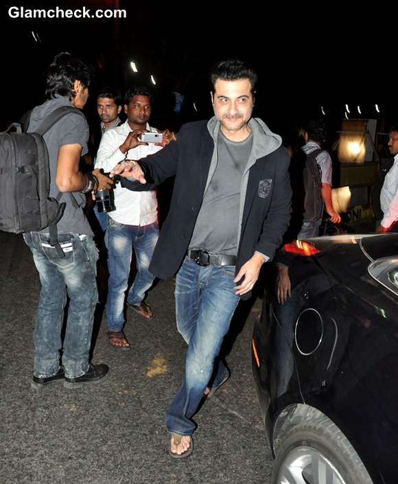 sanjay kapoor at Hrithik Roshan Birthday  On Yacht