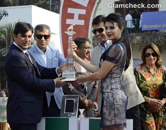 Jacqueline Fernandez at 2013 HELLO Classic Derby Race