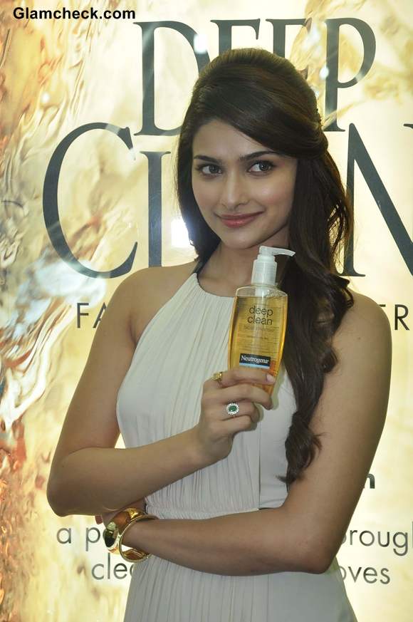 Prachi Desia Neutrogena Brand Ambassador