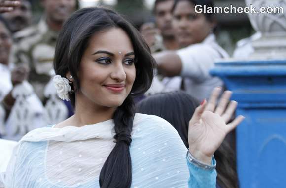 Sonakshi Sinha Bullet Raja 2013