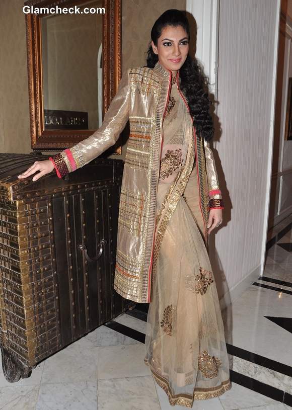 Yukta Mookhey Shows How to Wear an Ethnic Coat with a Sari